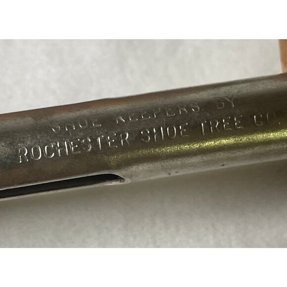 Vtg Wooden Shoe Forms Trees x4 Pairs Rochester Florsheim Golf Day Various Sizes - Picture 8 of 8